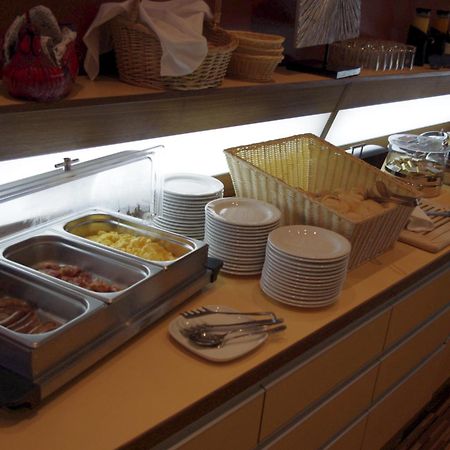 Hotel Merseburger Hof ไลป์ซิก ภายนอก รูปภาพ