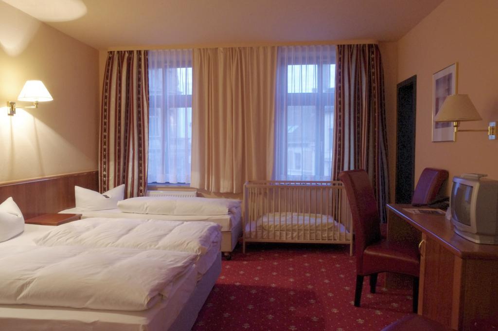 Hotel Merseburger Hof ไลป์ซิก ภายนอก รูปภาพ