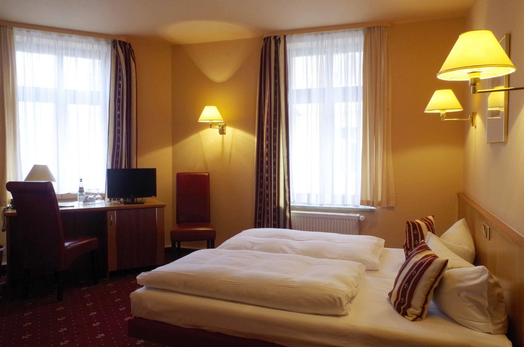 Hotel Merseburger Hof ไลป์ซิก ภายนอก รูปภาพ