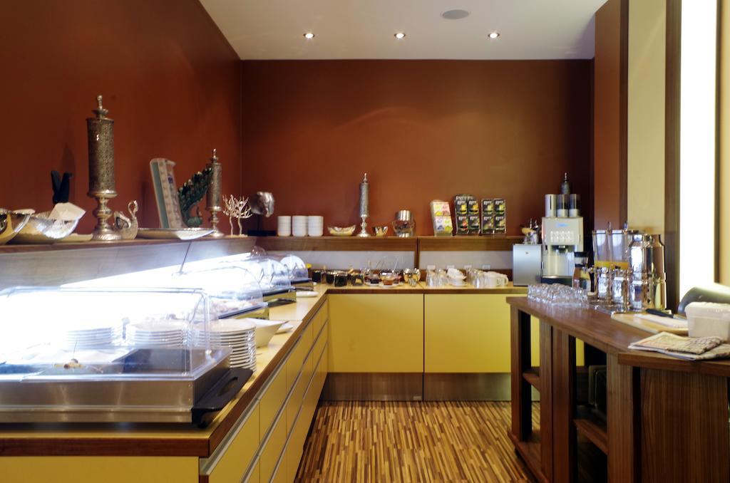 Hotel Merseburger Hof ไลป์ซิก ภายนอก รูปภาพ