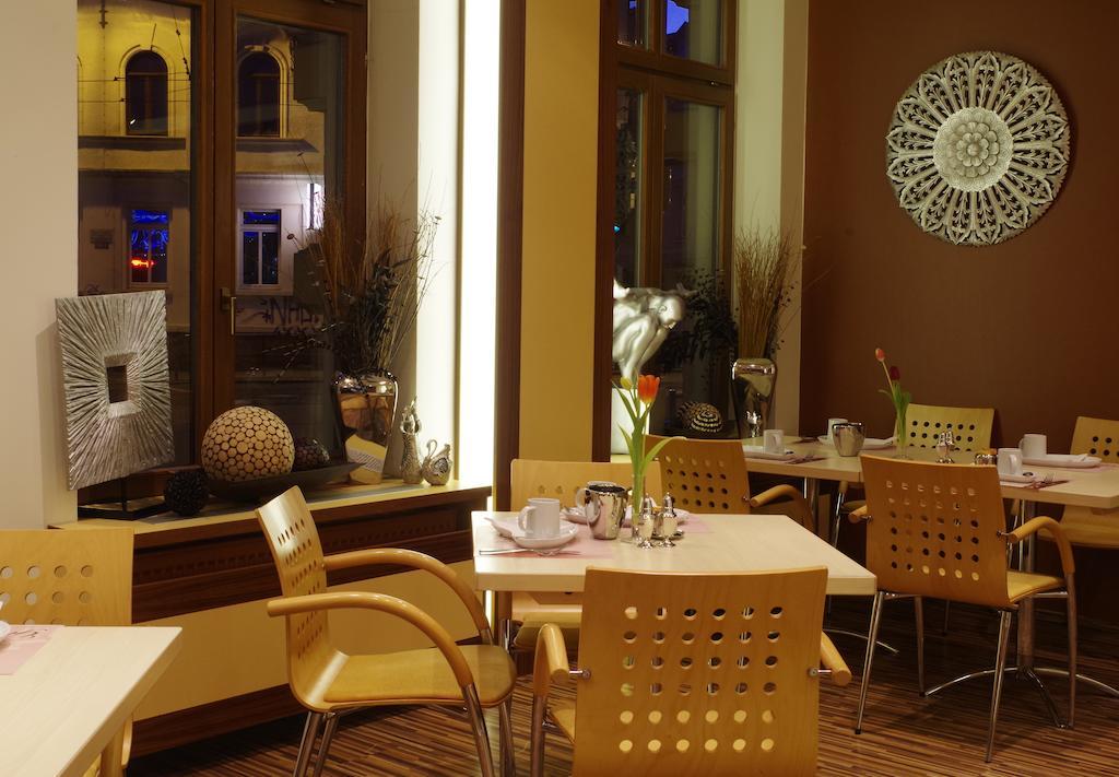 Hotel Merseburger Hof ไลป์ซิก ภายนอก รูปภาพ